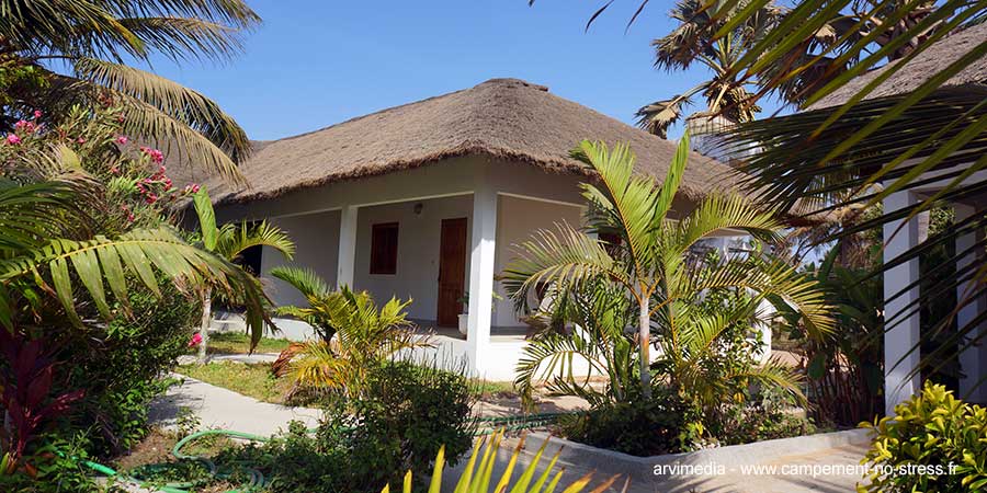 No Stress Le plus beau campement de Cap Skirring bien situé à quelques kilomètres du village avec plage magnifique